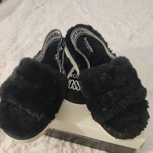 Cozy Black Faux Fur Slippers by